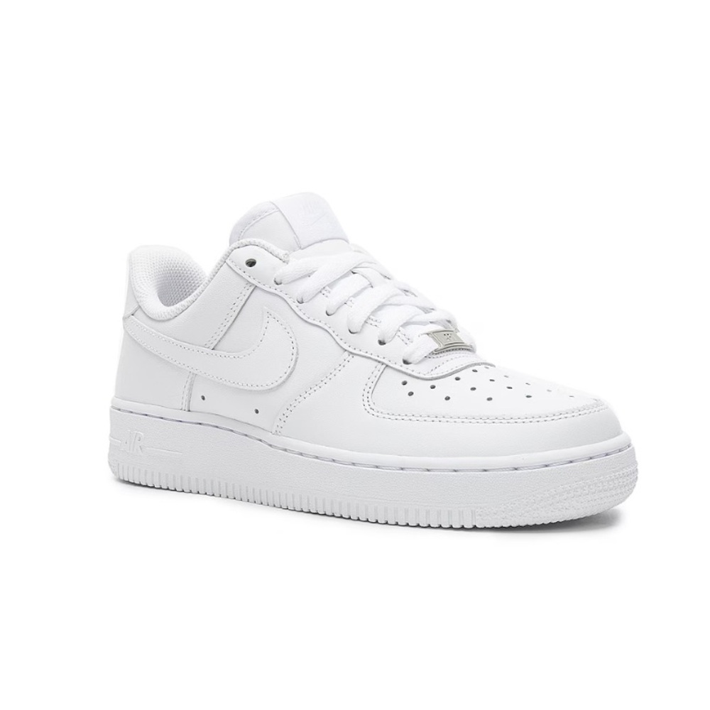 Women’s Nike AirForce 1 Size 7